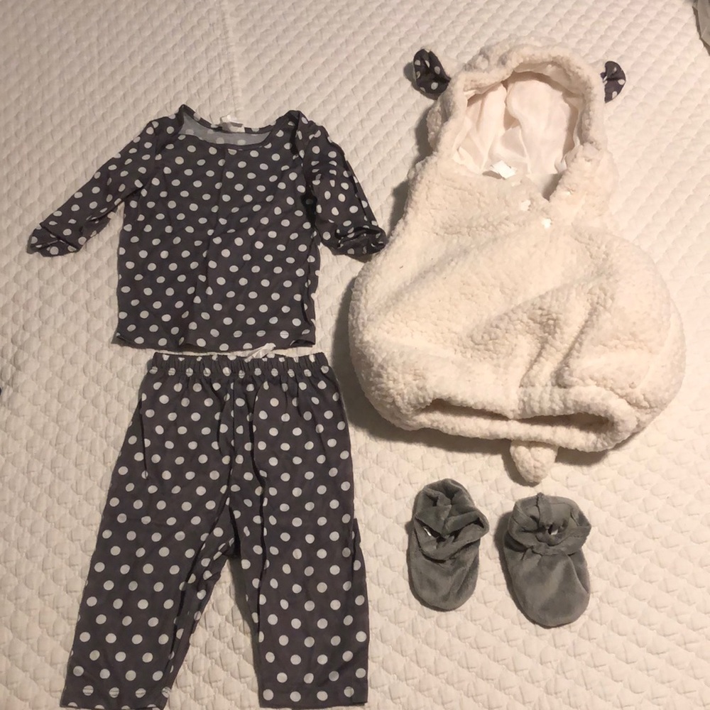 Baby sheep costume